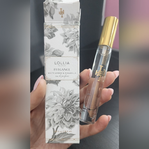 New - Lollia Trademark ELEGANCE White Amber & Mirabelle Eau de Parfum .28oz - Picture 2 of 4